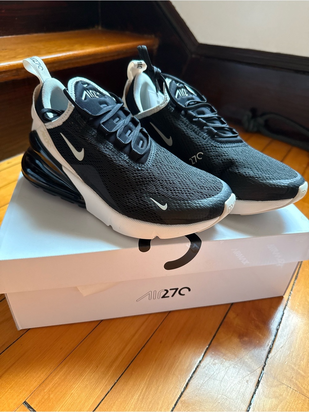 New Nike Air Max 270 Women’s Shoes - Black/LT Bone